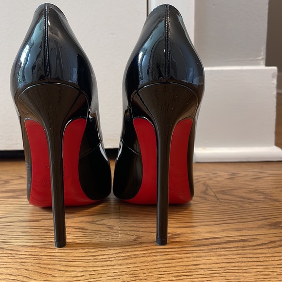 Christian Louboutin Pigalle 120 Patent Leather Heels - Picture 4 of 7